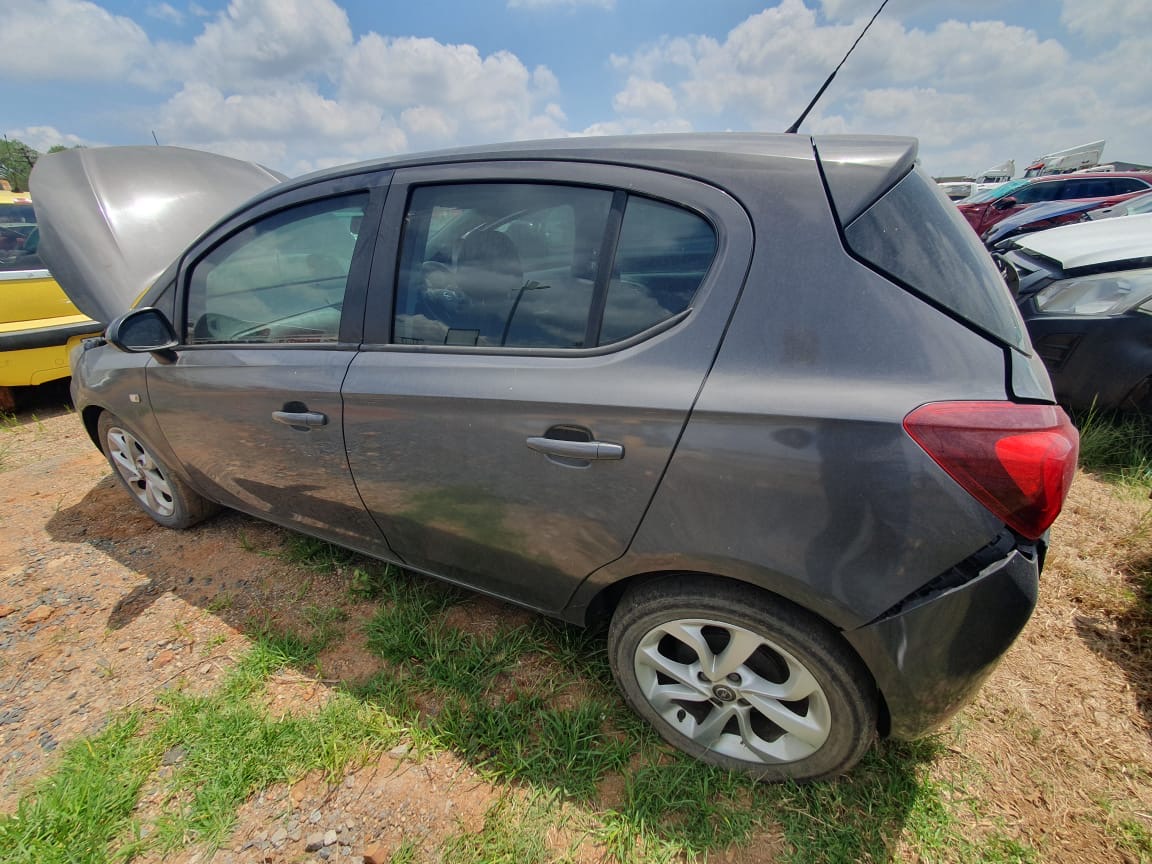 2015 Opel Corsa 1.4 Enjoy A/T – Code 2