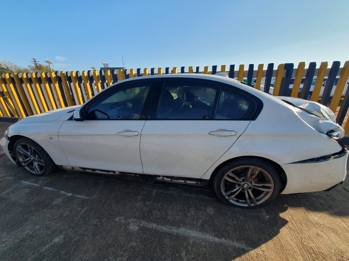 2017 BMW 320i M Sport Package CODE 4