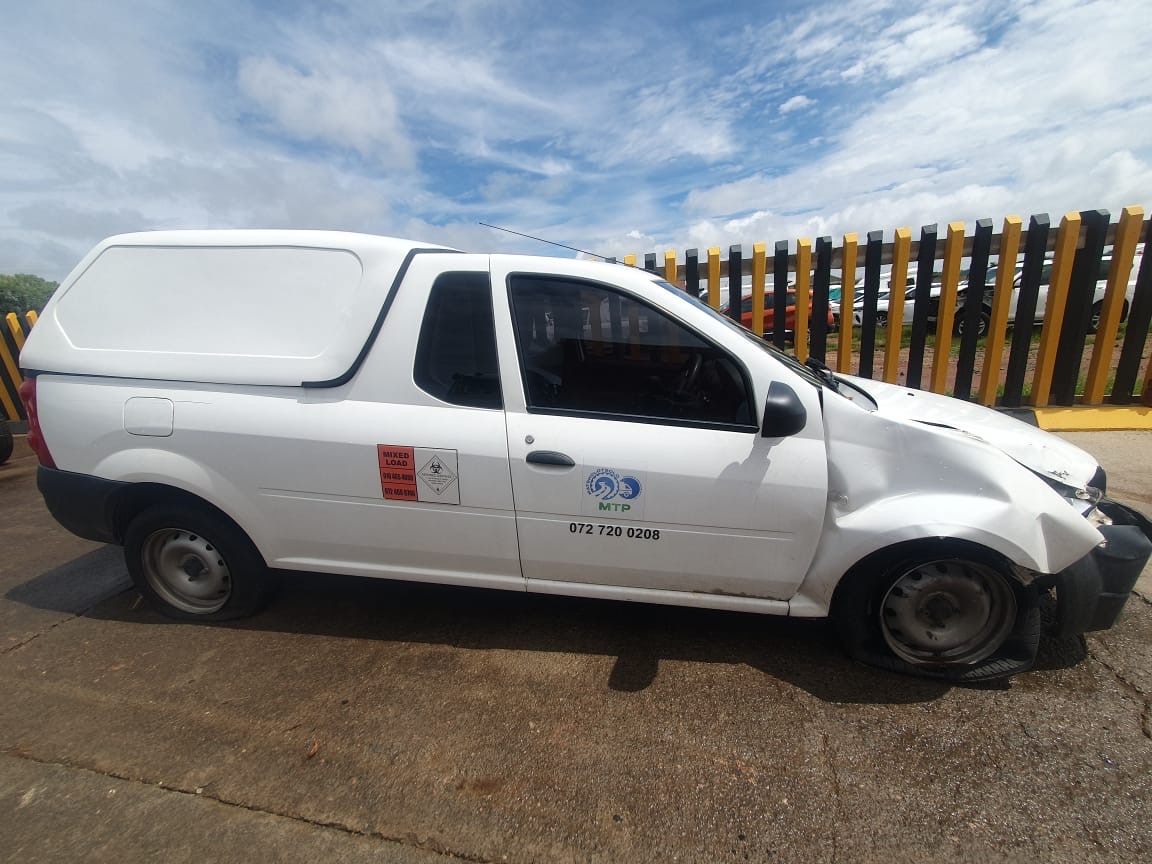 2023 Nissan NP200 1.6 P/U S/C CODE 2