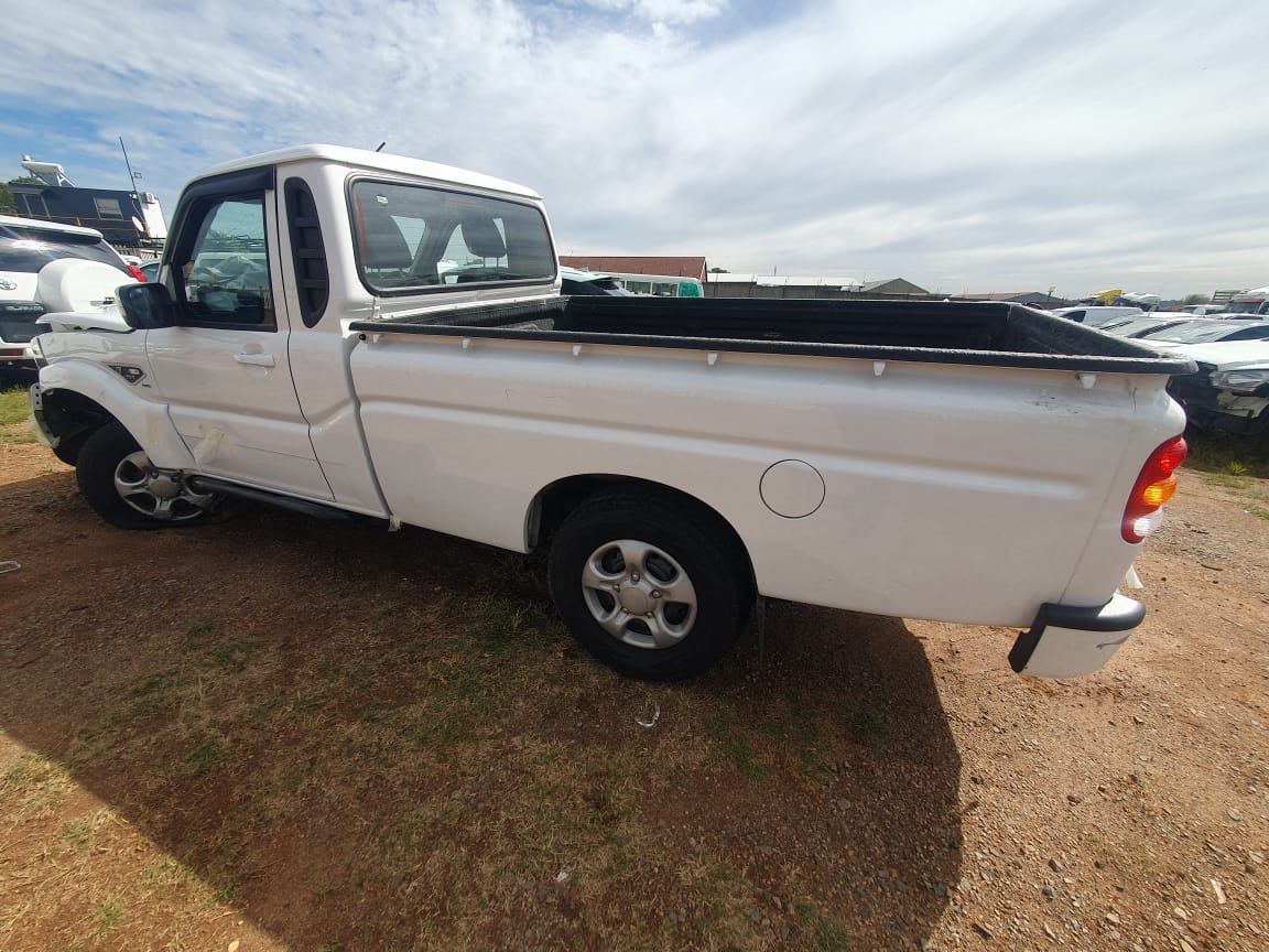 2023 Mahindra Pik-Up mHawk 2.2 S6 Refresh P/U S/C CODE 2