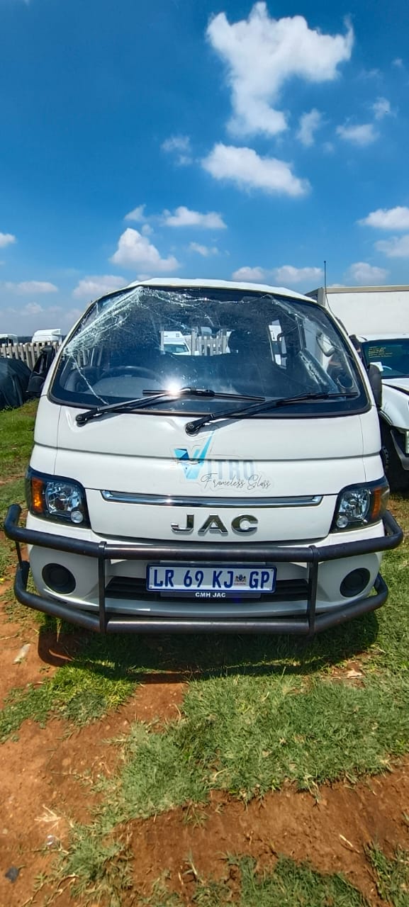 2024 JAC X200 2.8 TD D/C D/S (ABS Aircon) CODE 4